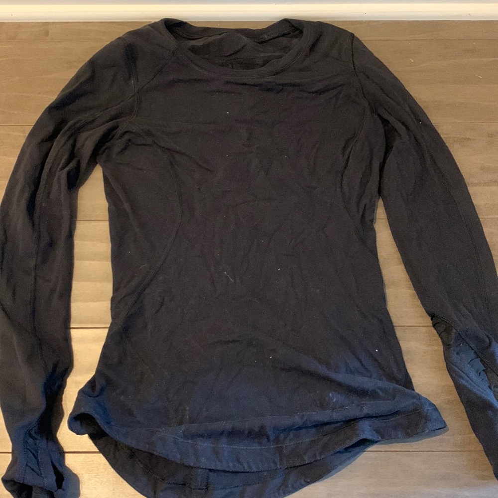 Black lululemon pullover